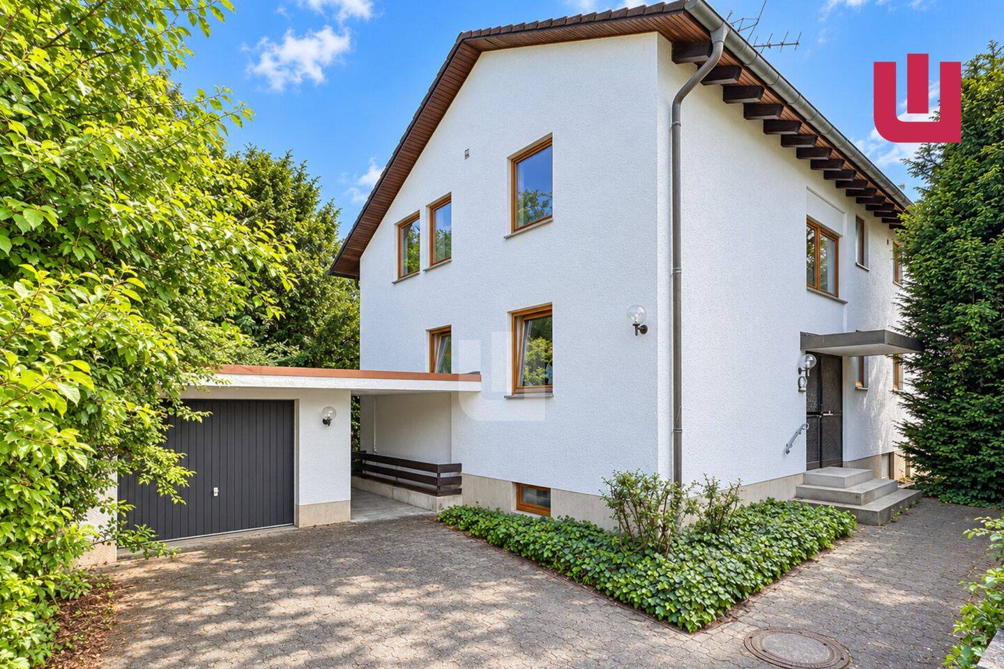 WINDISCH – Erstbezug nach Renovierung: Charmante 2-Zimmer Wohnung mit großem Balkon in ruhiger Lage, 82194 Gröbenzell