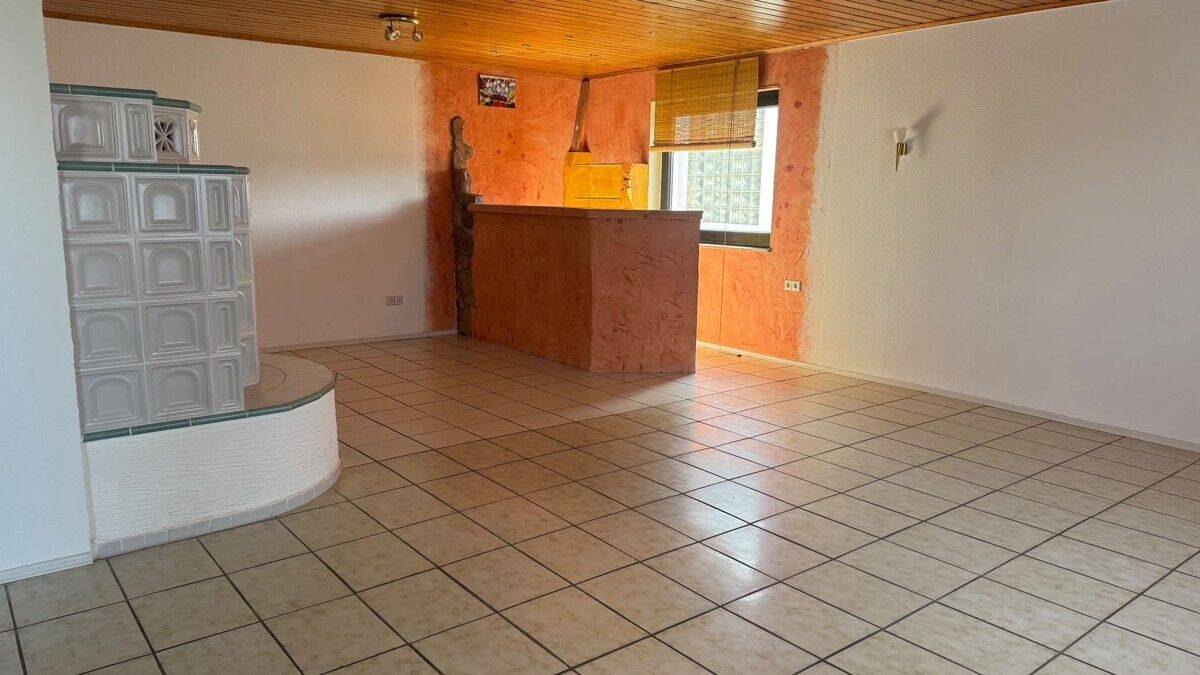 Großzügige 120 m² Wohnung in ruhiger Lage von Kaiserslautern-Siegelbach, 67661 Kaiserslautern (Dansenberg Hohenecken Innenstadt Mölschbach Siegelbach)
