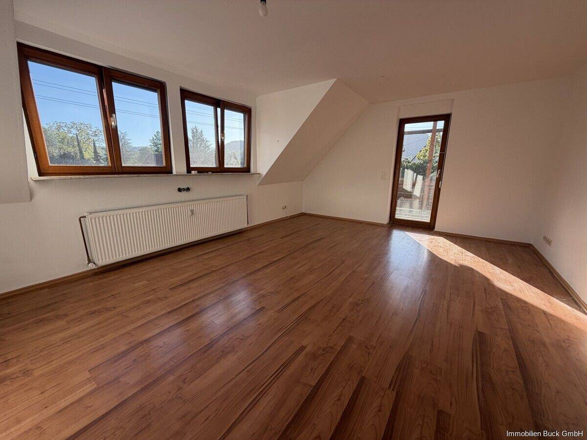 Moderne 2,5-Zimmerwohnung mit Galerie und großem, überdachtem Balkon, 73312 Geislingen an der Steige