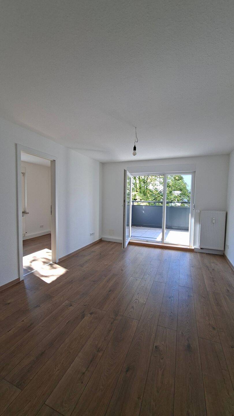 Komplett sanierte 2,5-Zimmer-Wohnung mit Balkon, 73037 Göppingen