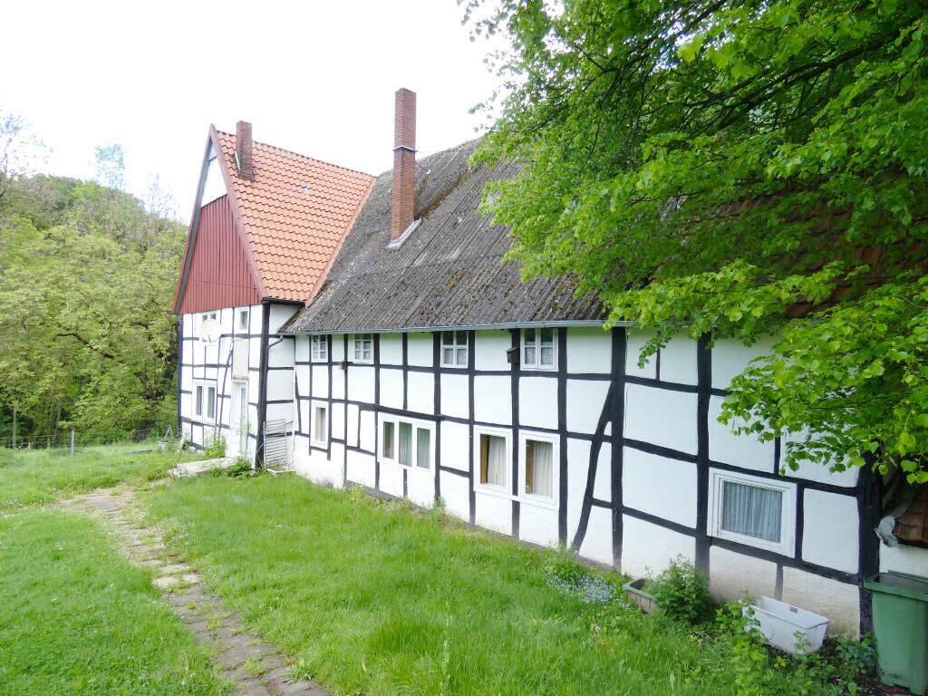 Historisches Fachwerkhaus mit großem Grundstück, 32108 Bad Salzuflen