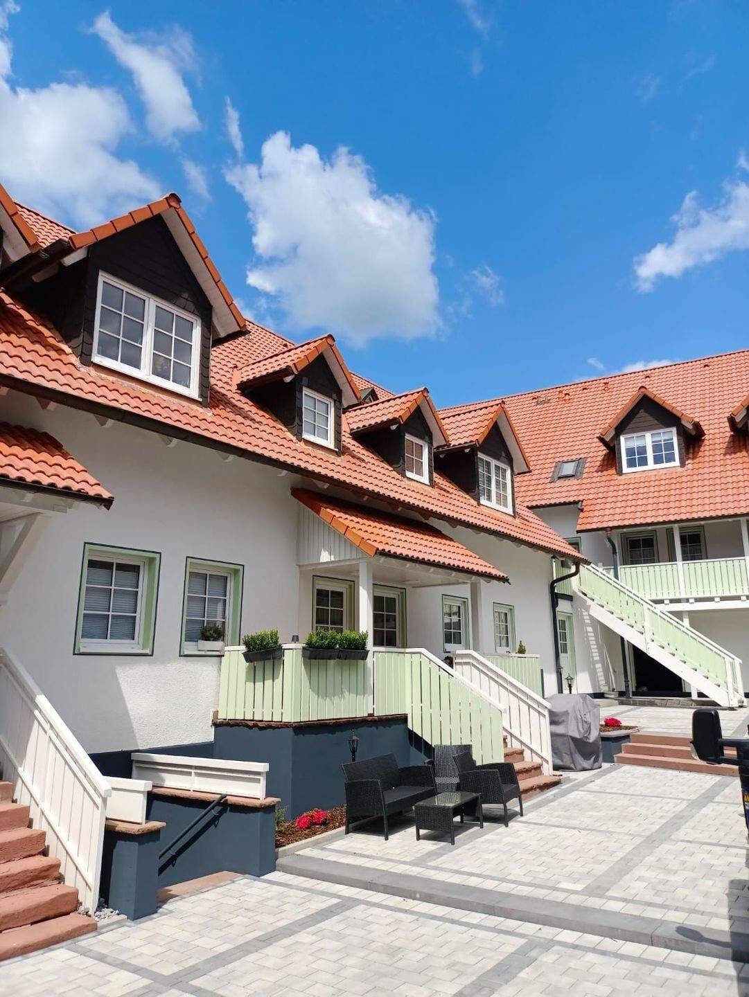 Geräumige 4-Zimmer-Maisonette-Wohnung in Wehrheim, 61273 Wehrheim