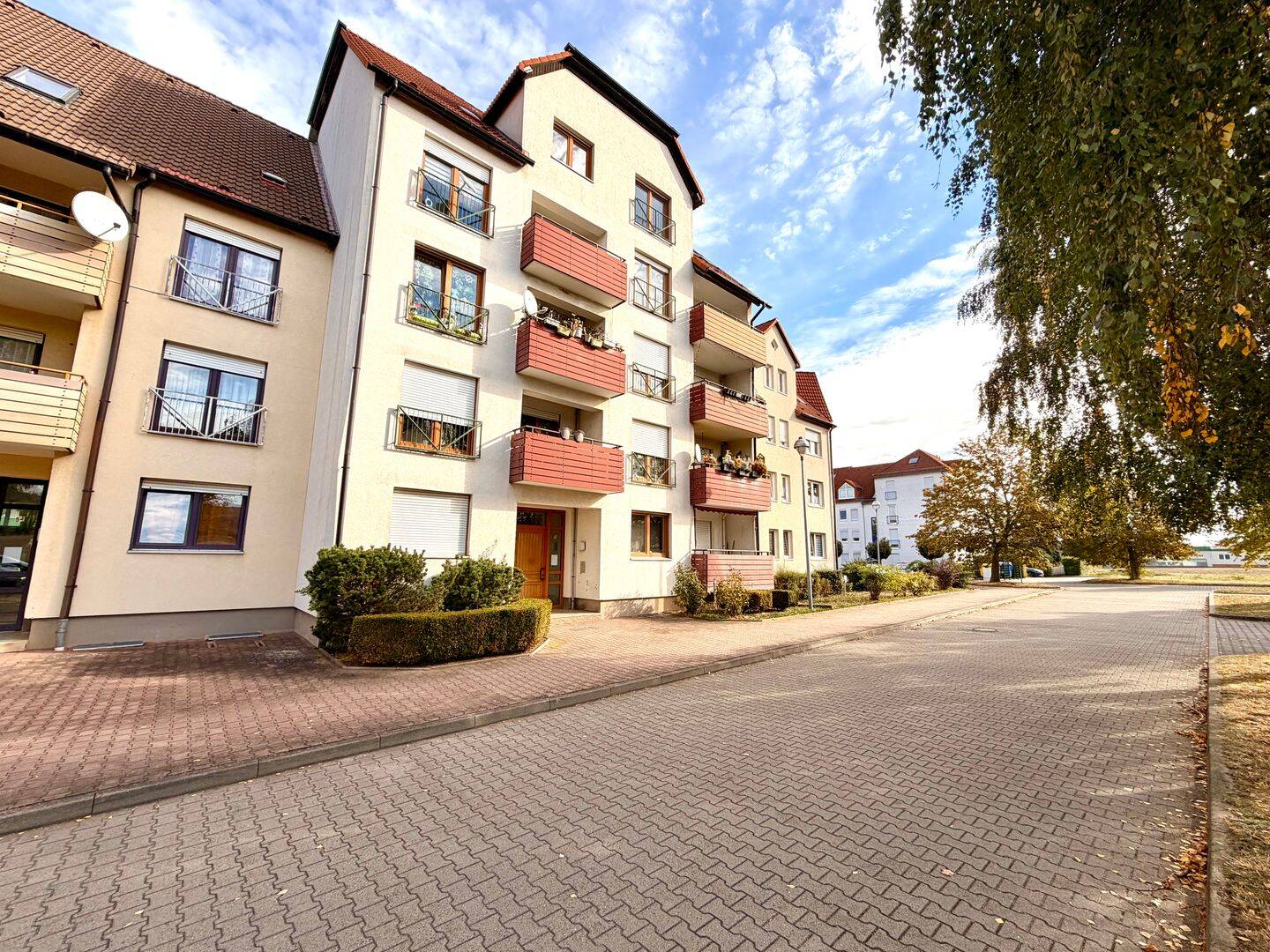frisch renovierte 3-Zimmer-Wohnung mit Balkon – helle Räume & optimale Raumaufteilung, 6493 Ballenstedt