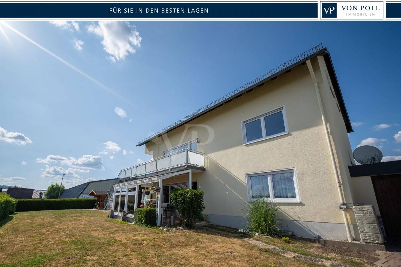 Gepflegtes 2- bis 3- Familienhaus und vermieteter Gewerbehalle in zentraler Lage, 56410 Montabaur