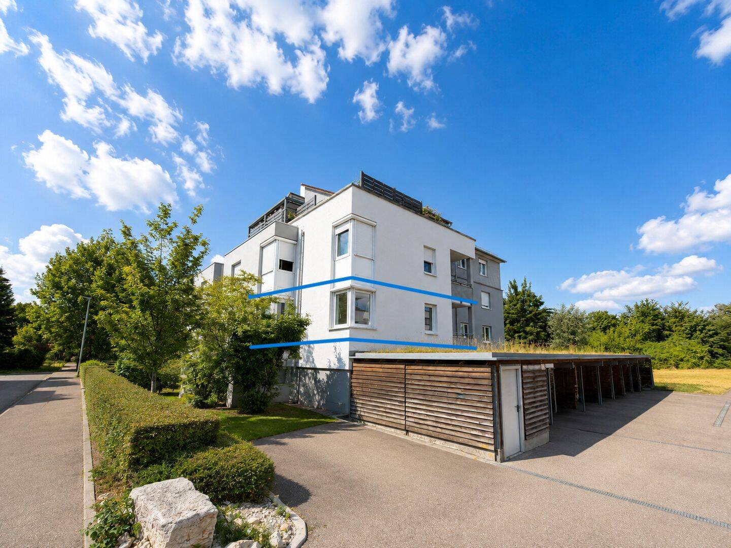Lichtdurchflutetes Wohngefühl: 2-Zimmer-Wohnung in guter Lage mit überdachtem Balkon, 73037 Göppingen