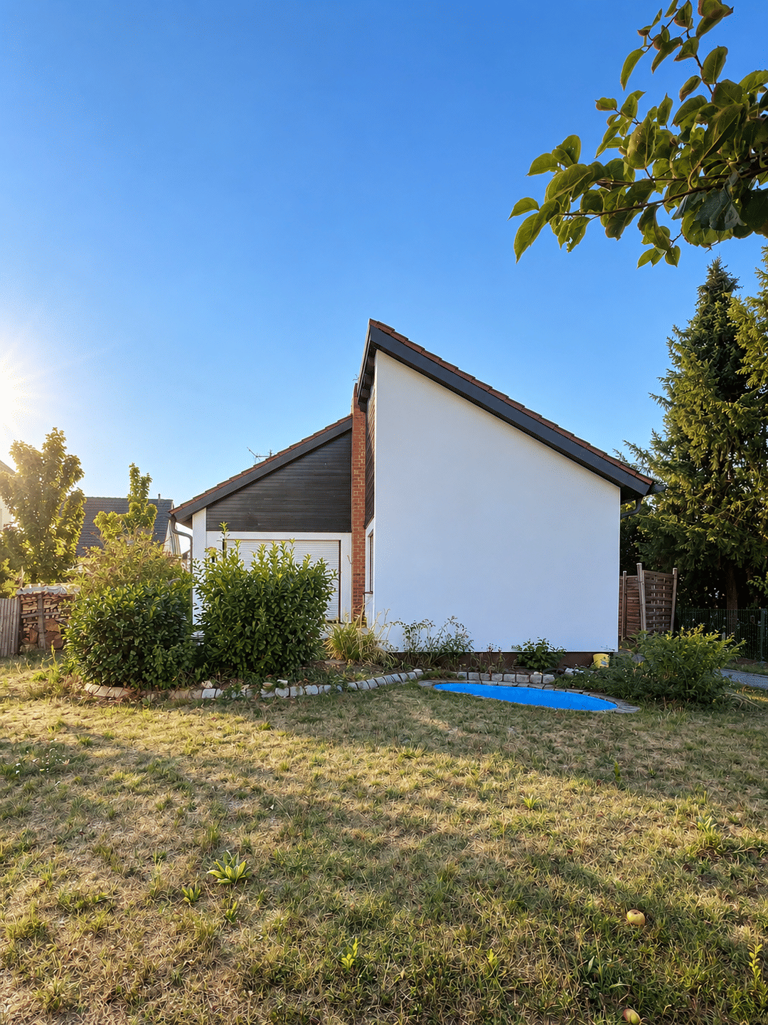 EINFAMILIENHAUS MIT GARTEN UND GARAGE IN INGOLSTADT-FRIEDRICHSHOFEN, 85049 Ingolstadt