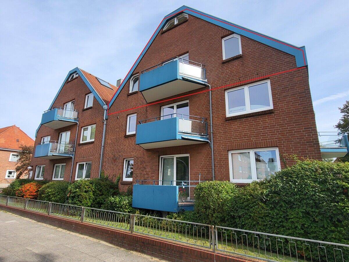 Nähe Uni: Sanierte 3 Zi.-Maisonette-Whg. mit Balkon + Stellplatz in HL- St. Jürgen/Ratzeburger Allee, 23562 Lübeck (Sankt Jürgen)