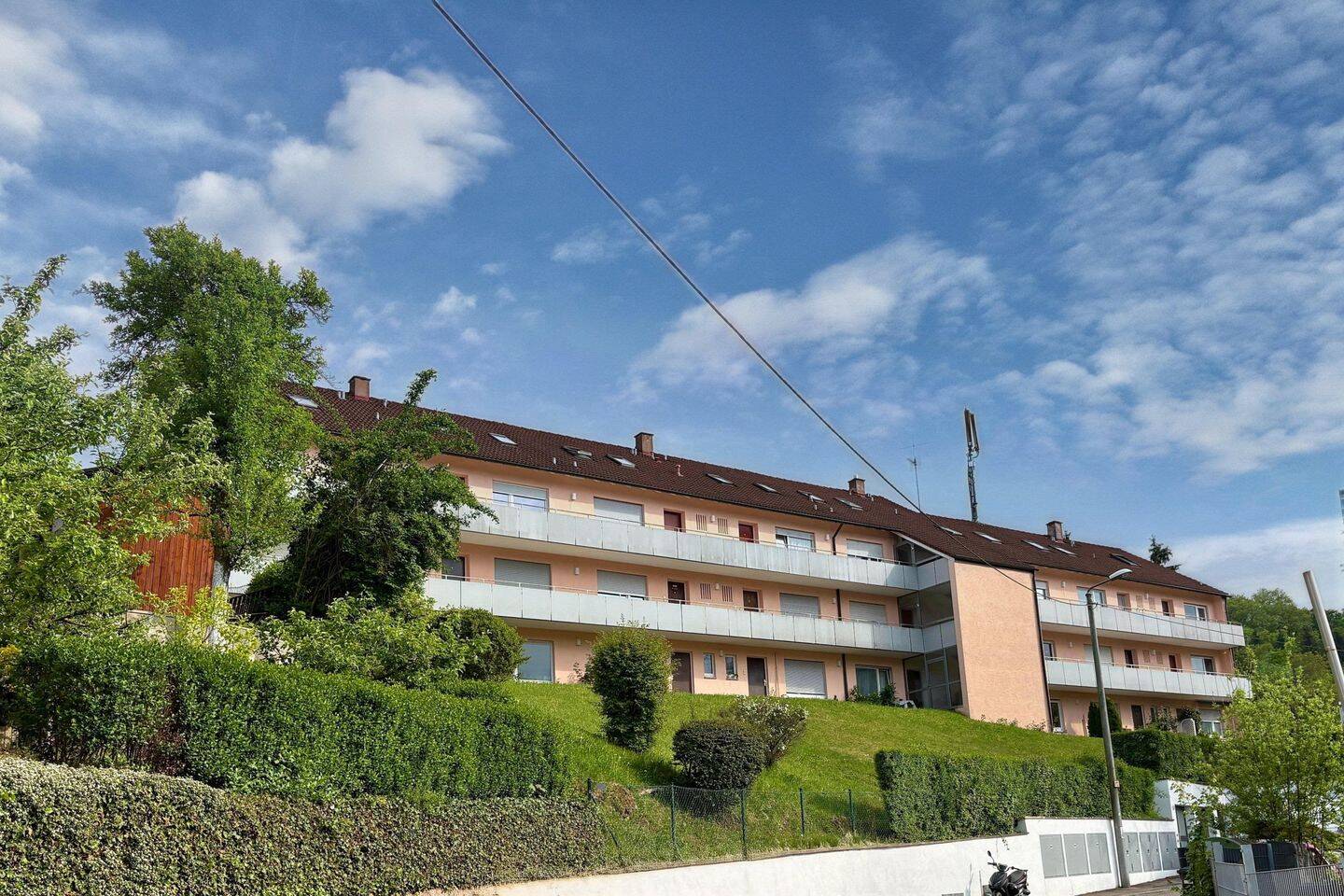 Freie 2 ½-Zimmer-Wohnung in erhöhter Lage, 70569 Stuttgart (Büsnau Kaltental Vaihingen)