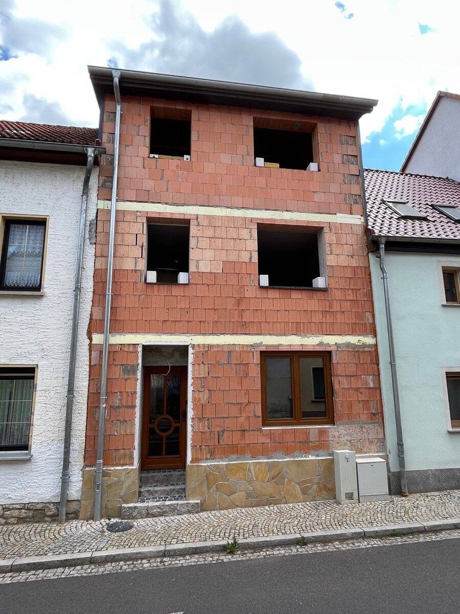 Reihenmittelhaus im halbgeschlossenen Rohbau, 99518 Bad Sulza