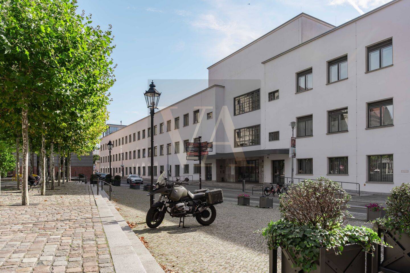 Licht, Raum und Dachterrasse – 5-Zimmer-Maisonette in Berlin-Mitte, 10117 Berlin (Mitte)