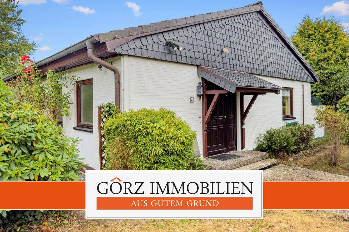 Bungalow – 135 m² Wohn- und Nutzfläche – mit Garten und Garage in idyllischer Lage von Nahe, 23866 Nahe