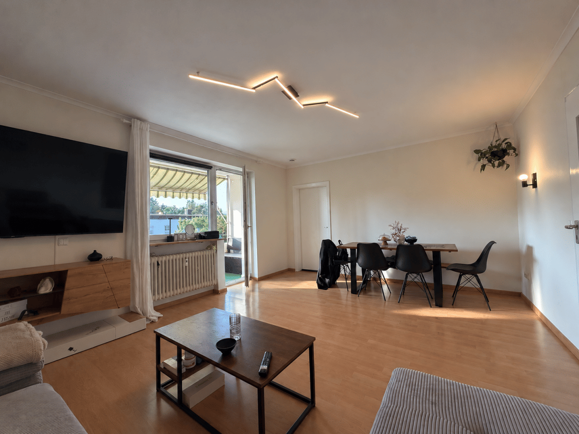 SOFORT BEZIEHBAR – Attraktive 3,5 Zimmerwohnung mit Loggia am Bahnhof, 85435 Erding