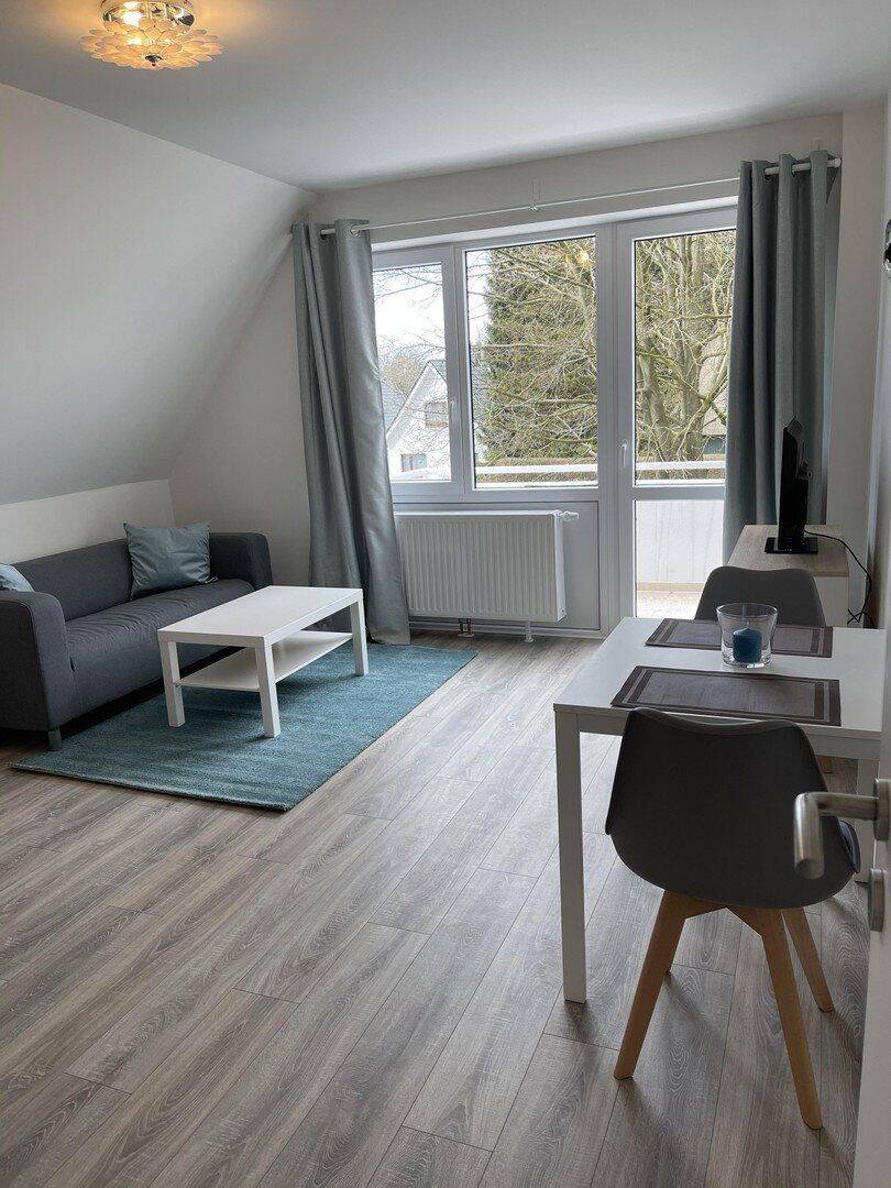 Schöne Maisonette in Hamburg Niendorf nahe Flughafen, 22417 Hamburg (Hamburg-Nord Hummelsbüttel Langenhorn)