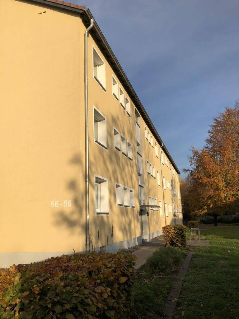 Bei VIVAWEST die Sonnenstrahlen auf dem eigenen Balkon genießen., 47139 Duisburg (Beeck Beeckerwerth Untermeiderich)