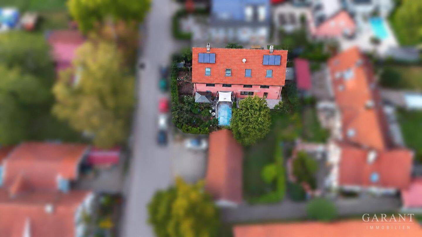 Moderne, großzügige Doppelhaushälfte in Lochhausen-Langwied, 81249 München (Allach-Untermenzing Aubing-Lochhausen-Langwied Pasing-Obermenzing)
