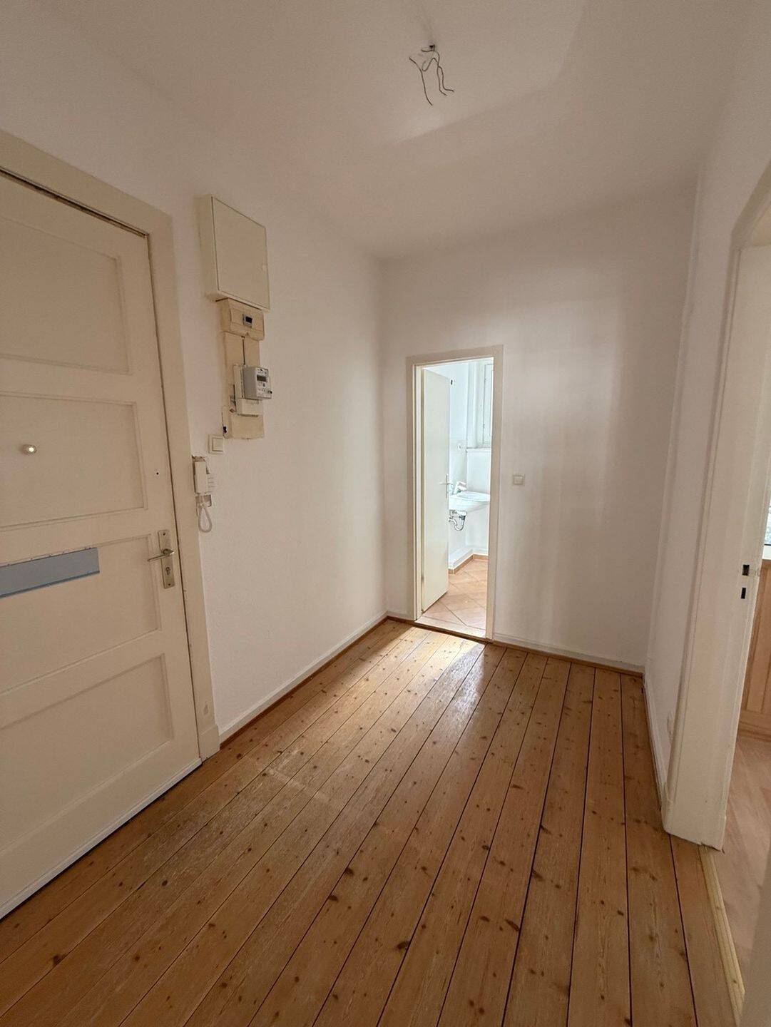Besichtigung – 2-Zimmer-Wohnung mit Balkon, 22049 Hamburg (Wandsbek Dulsberg)