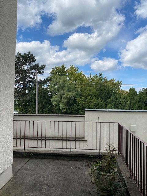 **Helle 3-Zimmer Immobilie im Herzen Stuttgarts mit Garage, Garten und Keller**, 70190 Stuttgart (Mitte Ost)