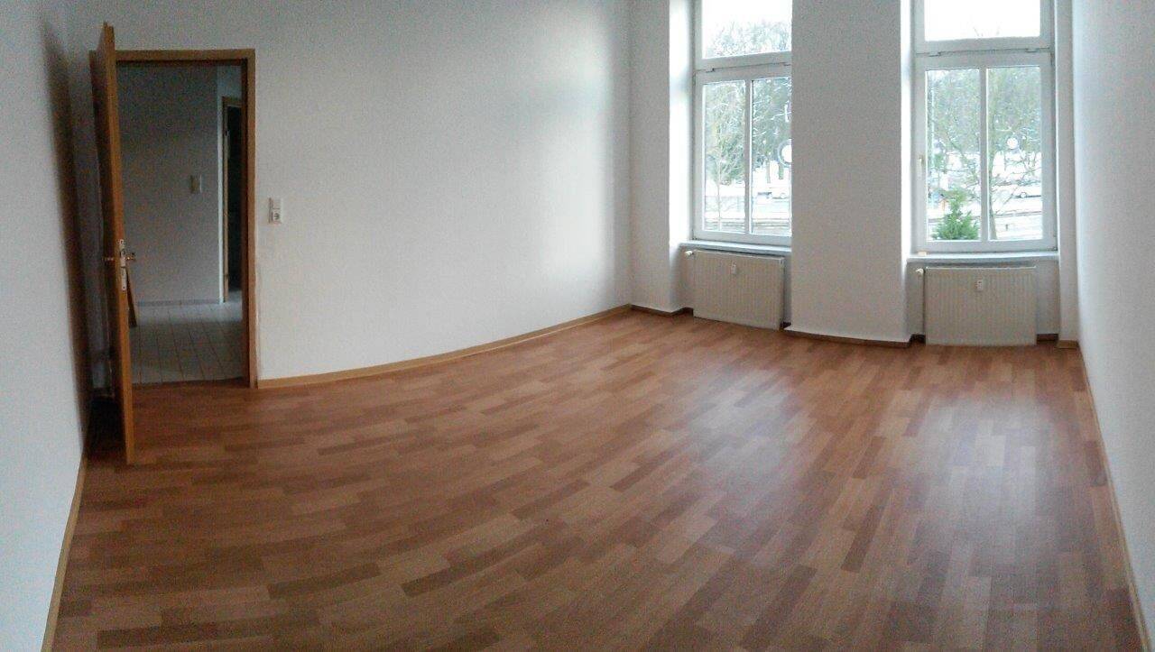 2-Zimmer-Wohnung am Saarplatz, 40 m², 1. OG, Uninähe, ruhiger Innenhof, frei ab 01.11.2026, 18057 Rostock (Gartenstadt/Stadtweide Hansaviertel Kröpeliner Tor-Vorstadt Stadtmitte)