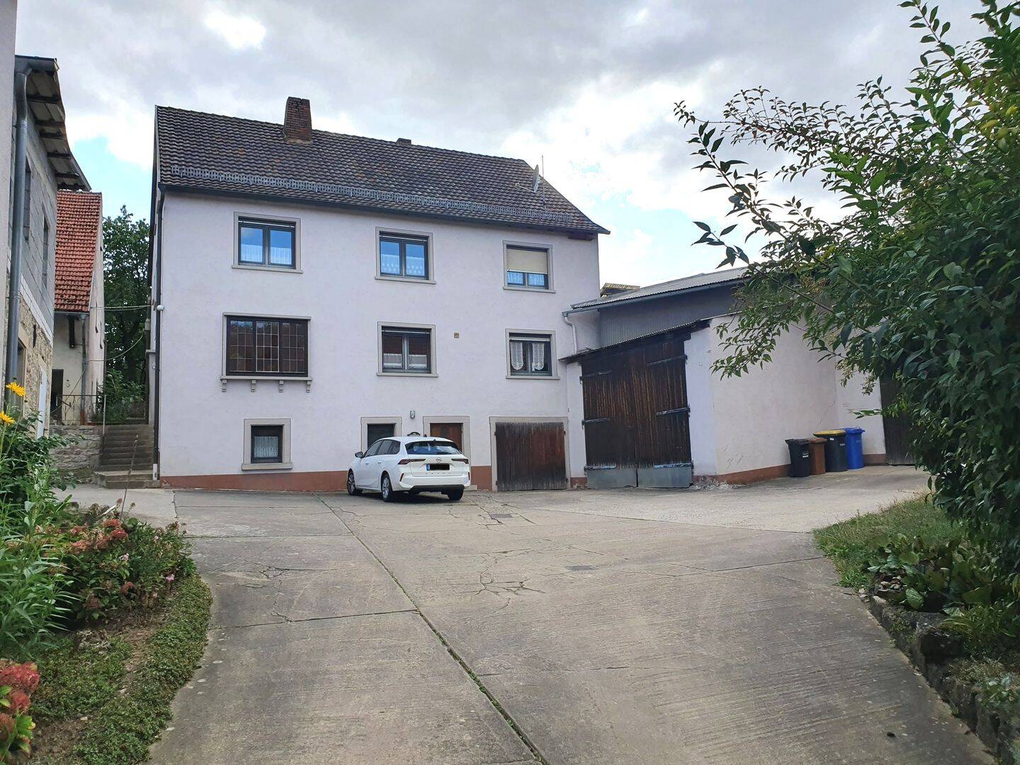 Ehemaliges landwirtschaftliches Anwesen mit großem Grundstück in Bütthard!, 97244 Bütthard