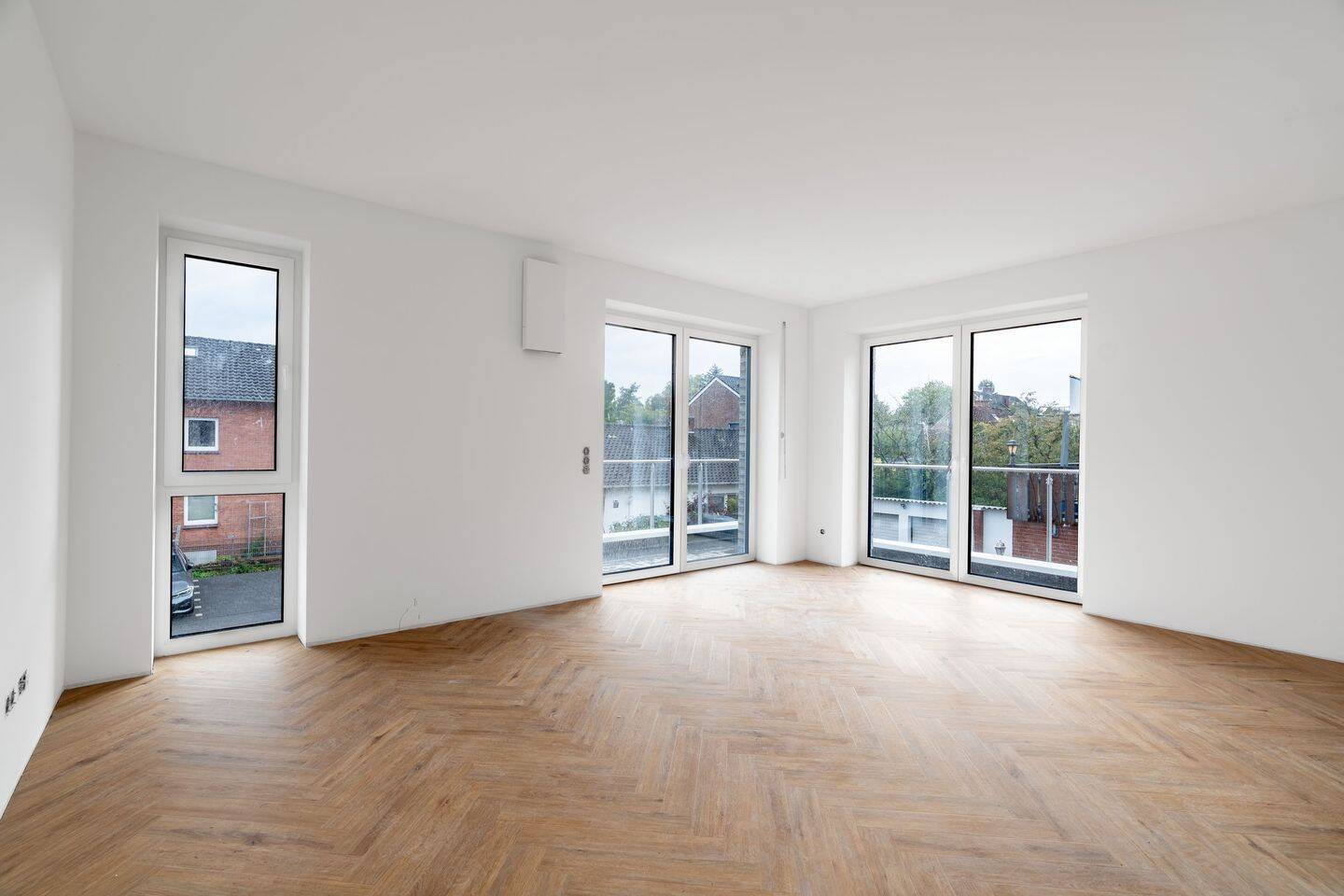 Neubau-Erstbezug in Eversten: helle 2-Zimmer-Wohnung mit Balkon, 26131 Oldenburg (Oldb) (Bloherfelde Eversten)