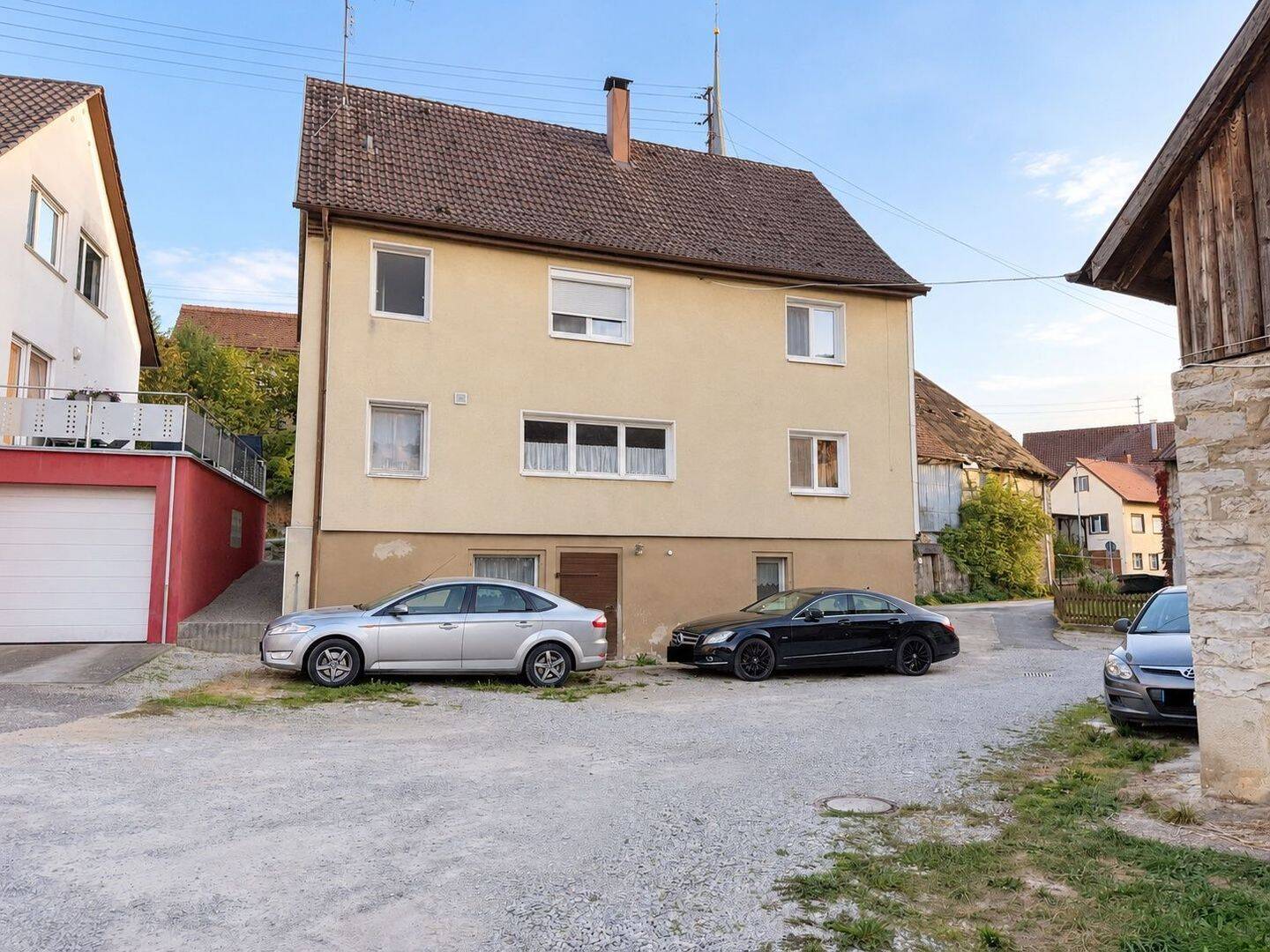 *Mehrgenerationenhaus mit großer Scheune*, 74572 Blaufelden