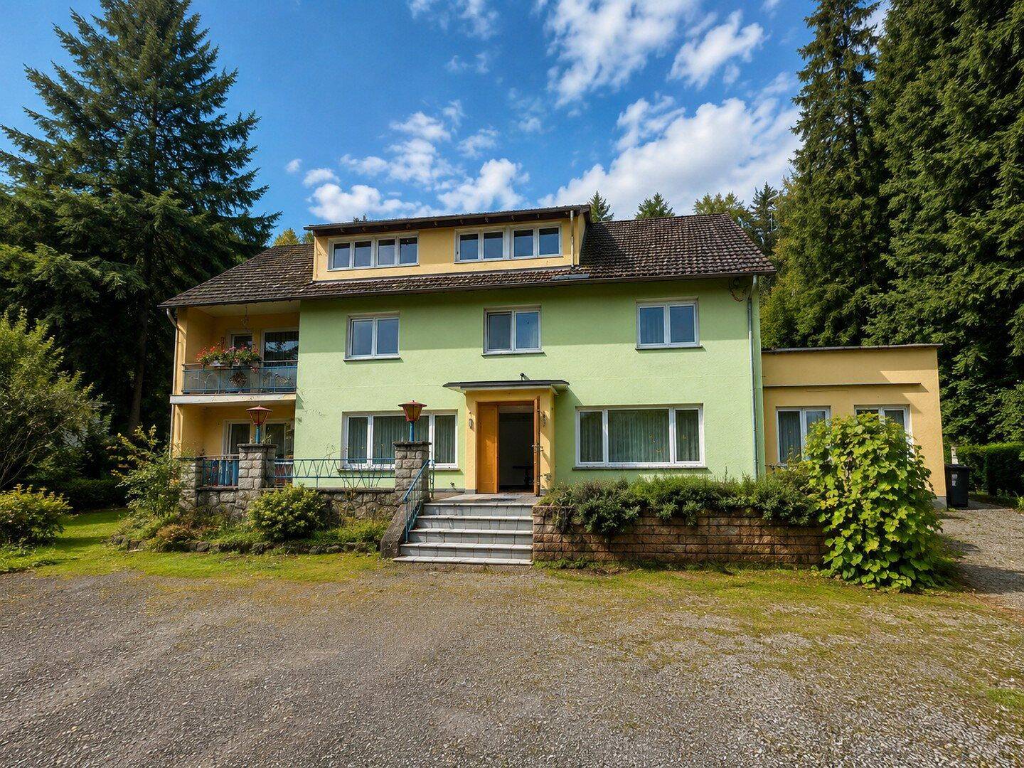 Ehemaliges Landgasthaus im Grünen – viel Platz für eigene Ideen, 66780 Rehlingen-Siersburg