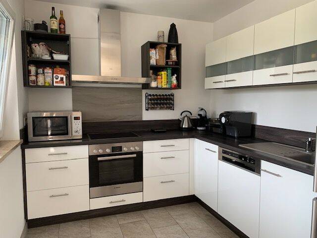 moderne 2-Zi.Whg., gr. Süd-Balkon, Carport, reine NR Wohnanlage, max. 1 Person, 93326 Abensberg