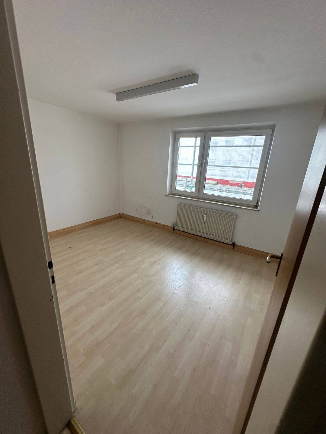 Gemütliches & praktisches WG-Zimmer (13,20 m²) in zentraler 3er-WG – Landgrabenstraße, Nürnberg, 90443 Nürnberg