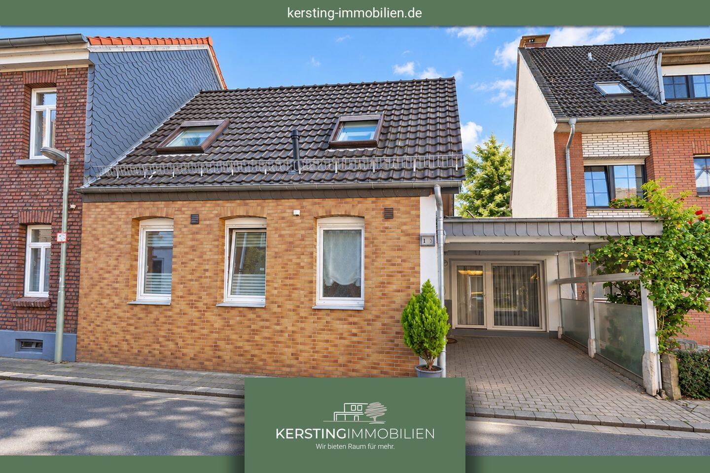 Ein echtes Hüls-Unikat: Stadthaus mit wunderschöner Gartenoase, Wintergarten mit Kamin und Carport!, 47839 Krefeld (Hüls Hülser Berg Inrath/Kliedbruch)