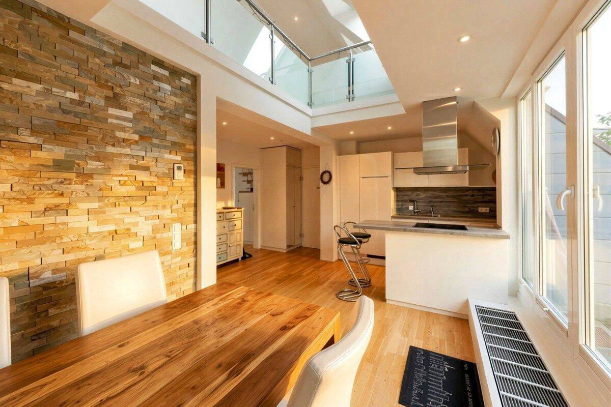 Diamant über den Dächern von Rüttenscheid :) Dachgeschoss-Maisonette mit Balkon & TG-Stellplatz, 45131 Essen (Rüttenscheid)