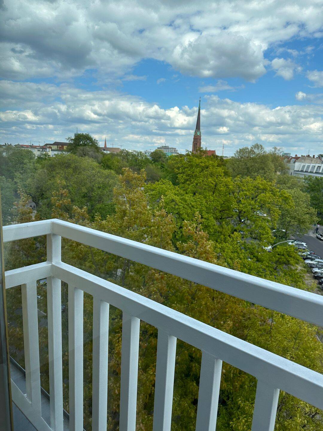 3-Zimmer-DG-Wohnung mit Blick zum Ottopark, 10555 Berlin (Mitte Hansaviertel Moabit Tiergarten)
