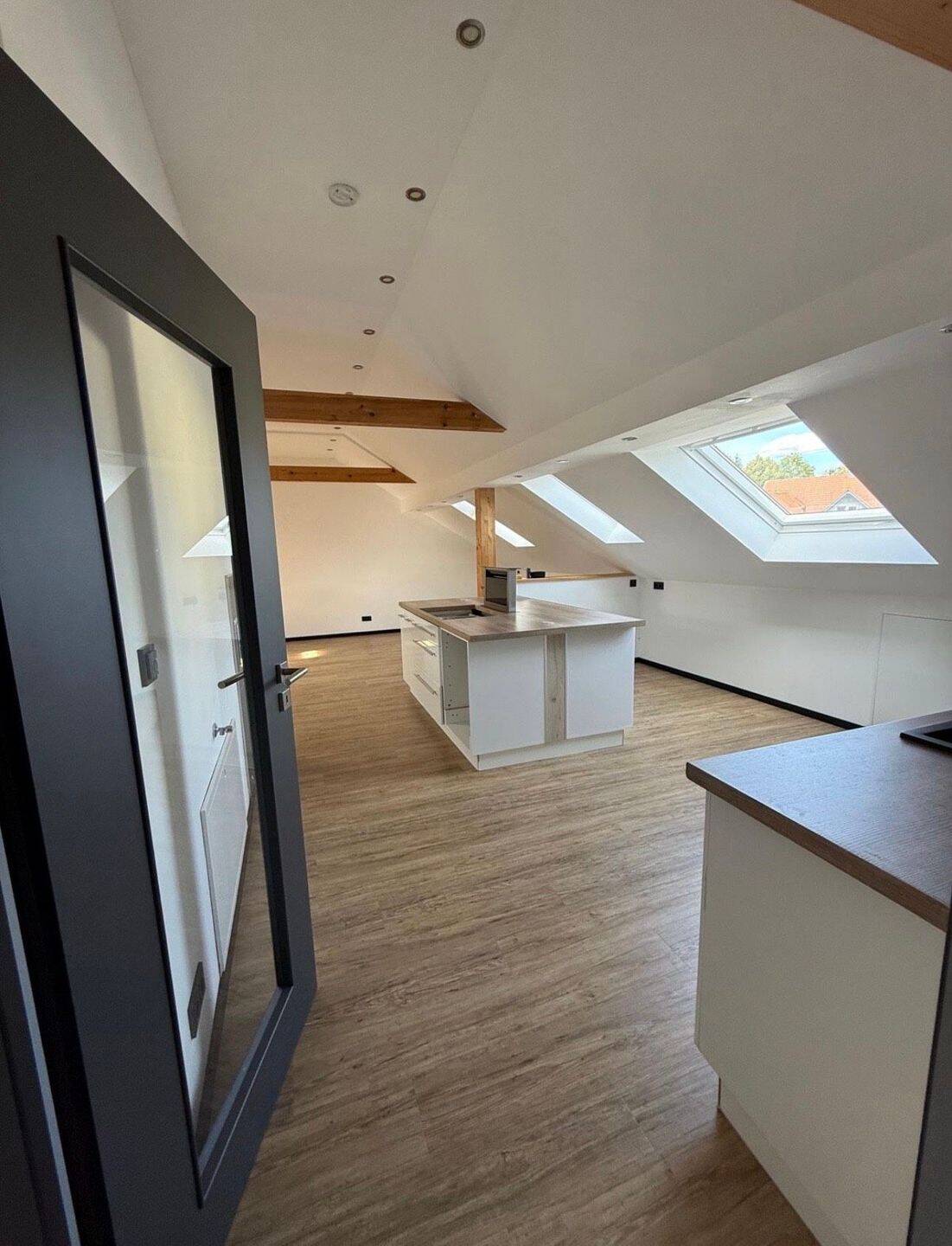 Helle, frisch renovierte 2-Zimmer-DGW, 91327 Gößweinstein