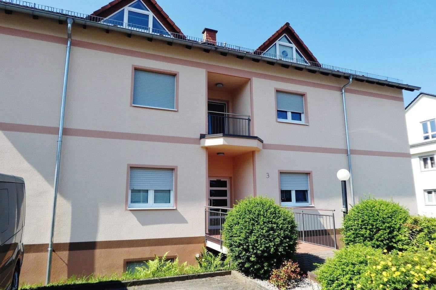GANESHA-IMMOBILIEN…schöne große Wohnung in ruhiger Lage zu vermieten!, 64750 Lützelbach