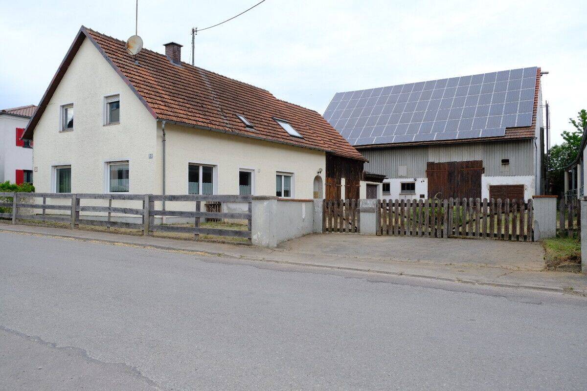 Hofstelle mit potential in Schnellmannskreuth, 86554 Pöttmes