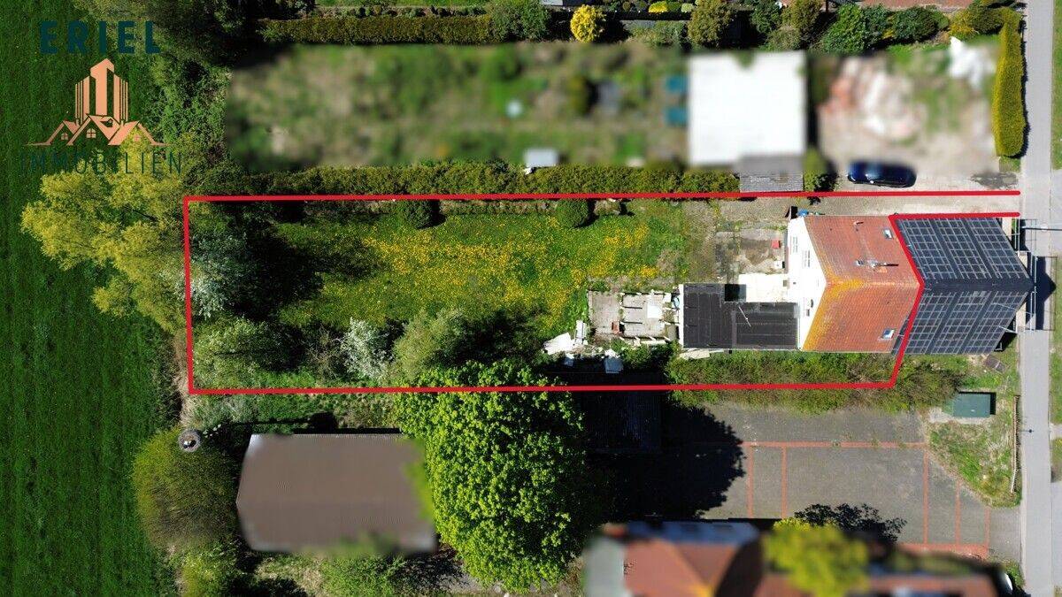 Handwerker aufgepasst: Doppelhaushälfte mit großem Grundstück und Entwicklungspotenzial zu verkaufen, 26919 Brake (Unterweser)