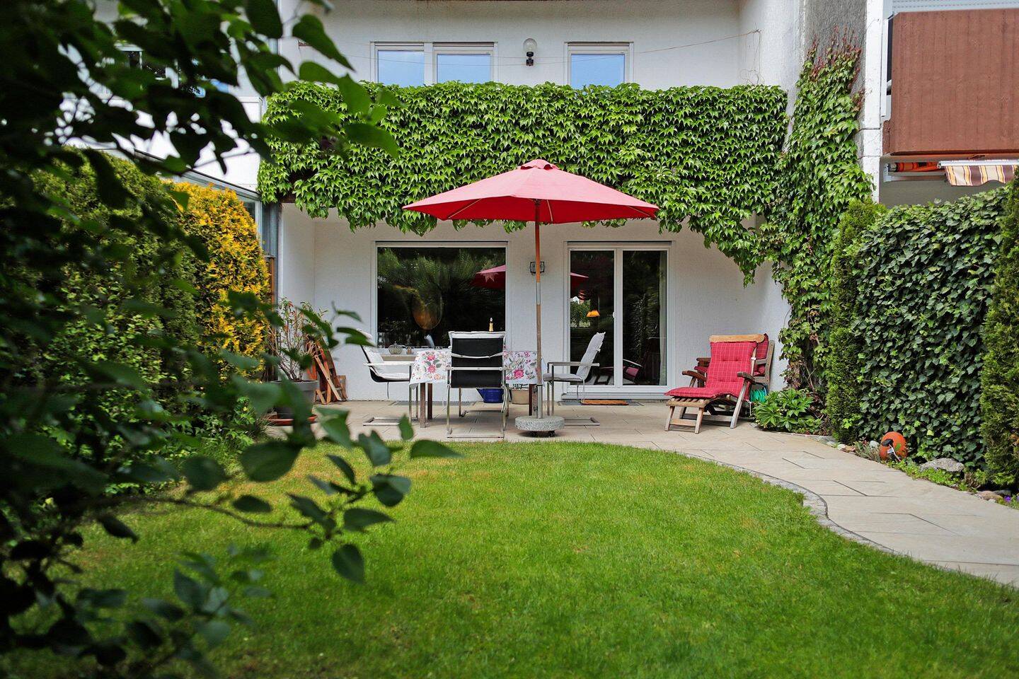 Familienglück in Germering – 5 Zimmer, schöner Garten und viel Platz, 82110 Germering