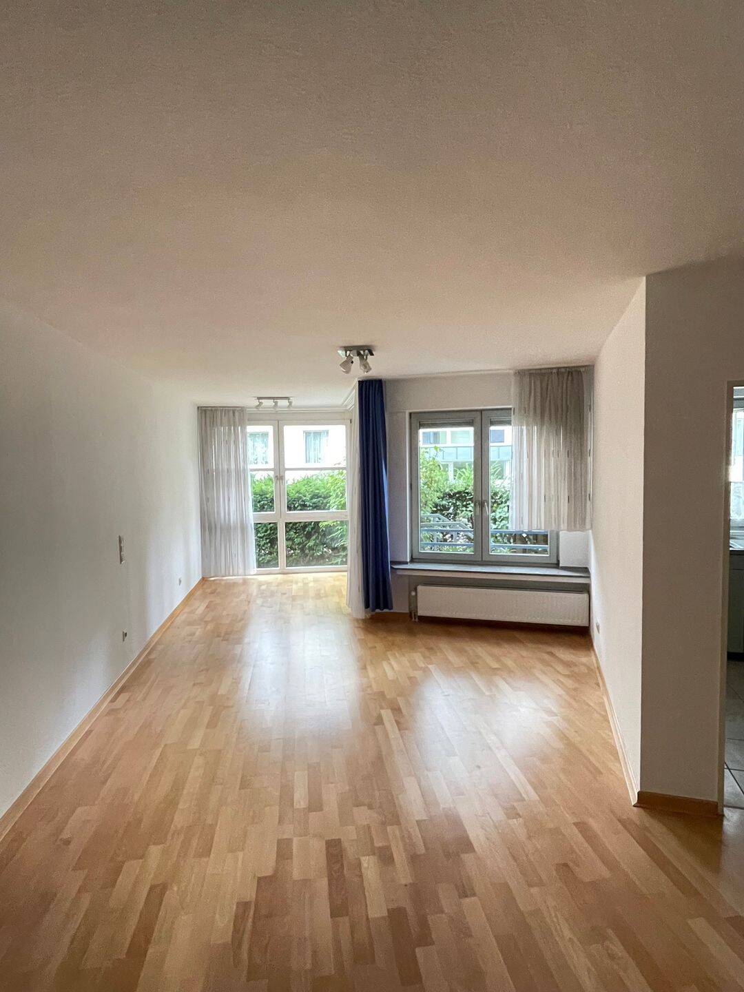 Helle Wohnung im Herze Hildens, 40721 Hilden (Unterbach)