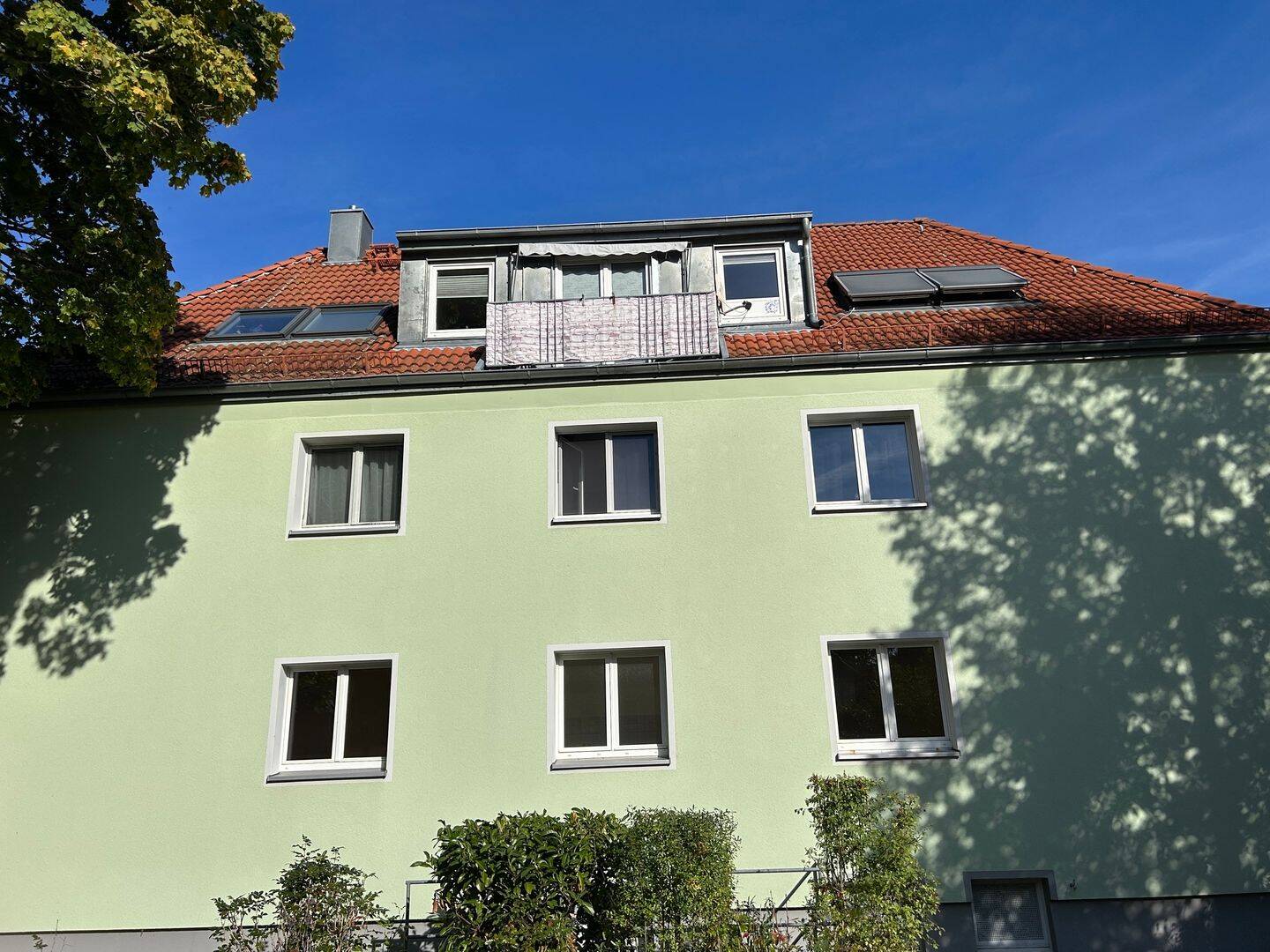 Helle 2-Raum-Wohnung: Vor Erstbezug frisch gemalert & mit modernisiertem Badezimmer!, 4205 Leipzig (Grünau-Mitte Grünau-Nord Grünau-Siedlung Miltitz Schönau)