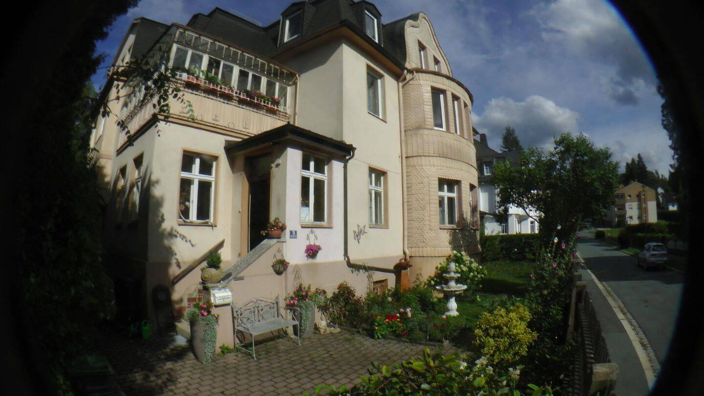 Ferienwohnung in romantischer Villa für die Winterzeit (vom 1.11. 26 bis zum 31.5.2027) zu vermieten, 95138 Bad Steben