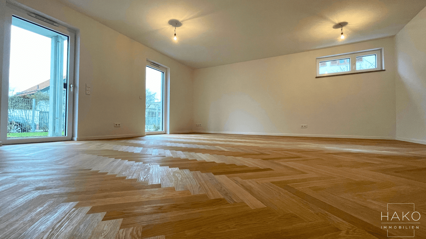 Modernes Wohnen mit eigenem Garten und Einbauküche – neuwertige 2,5-Zimmer-Maisonettewohnung, 81827 München (Ramersdorf-Perlach Trudering-Riem)