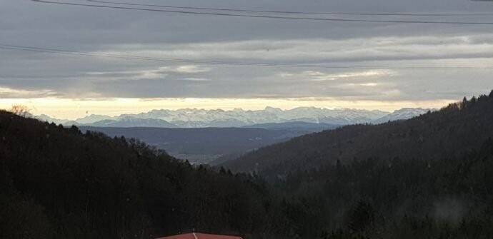 Alpenpanorama-2,5-Zimmer-Whg. mit EBK und Balkon, und Garage, 79761 Waldshut-Tiengen
