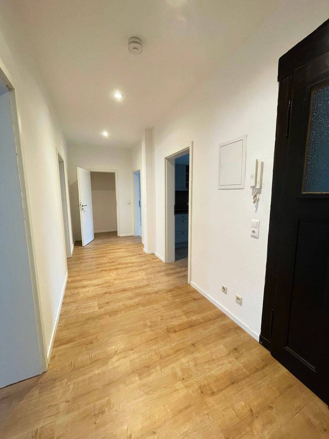 67,9 m² | Balkon | Einbauküche | Tageslichtbad mit Wanne & Dusche | Möckern, 4159 Leipzig (Lützschena-Stahmeln Möckern Wahren)