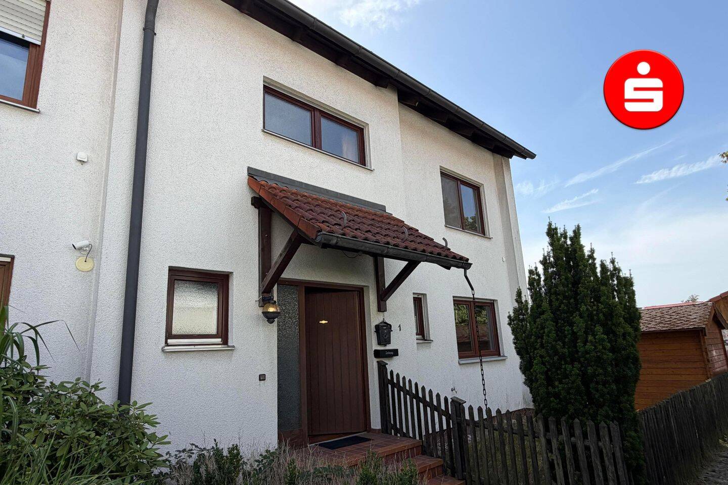Reiheneckhaus mit Garten in Schwarzenbruck-Ochenbruck, 90592 Schwarzenbruck