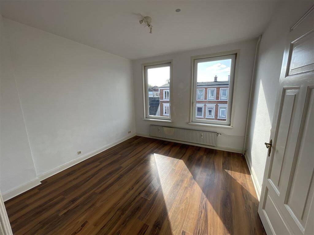 Provisionsfrei: Helle 3-Zimmer-Wohnung mit Einbauküche in Lübeck-St. Gertrud, 23568 Lübeck (Schlutup Sankt Gertrud)