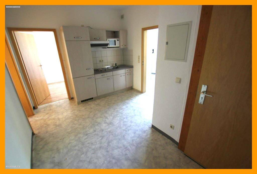 2-Raum Wohnung mit Singleküche & Bad mit Dusche, 7545 Gera (Bieblach Innenstadt Ostviertel Pforten Untermhaus)