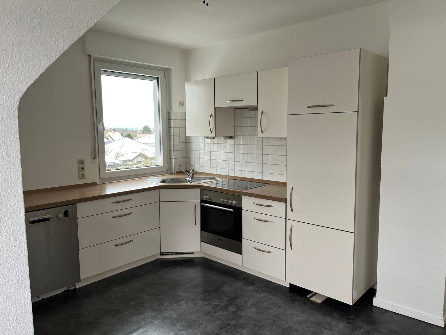 Helle 3-Zimmer-Wohnung mit Balkon (2. OG) für max. 2 Personen, 56427 Siershahn