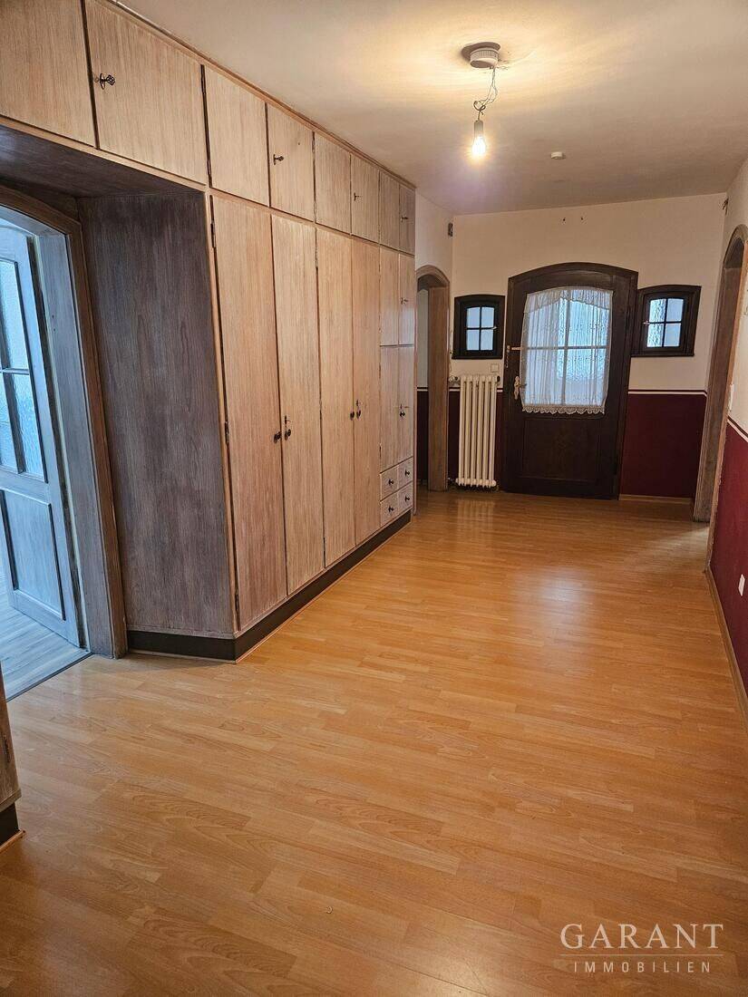 Charmante Wohnung mit Altbaucharakter, ca. 113 qm und terrassenähnlichem Balkon, 72764 Reutlingen