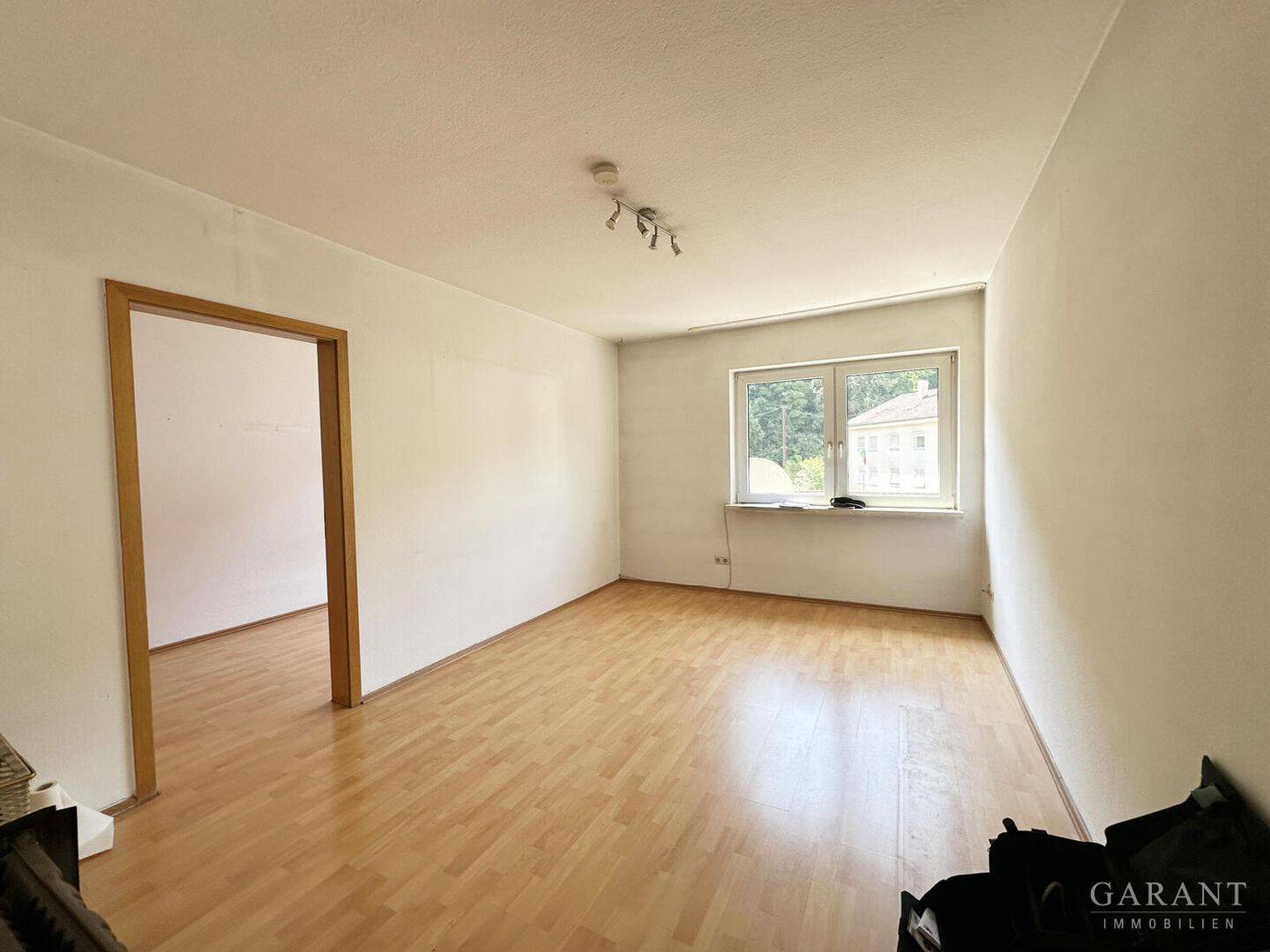 Helle 3 Zimmer-Wohnung auch WG geeignet!, 70199 Stuttgart (Süd)