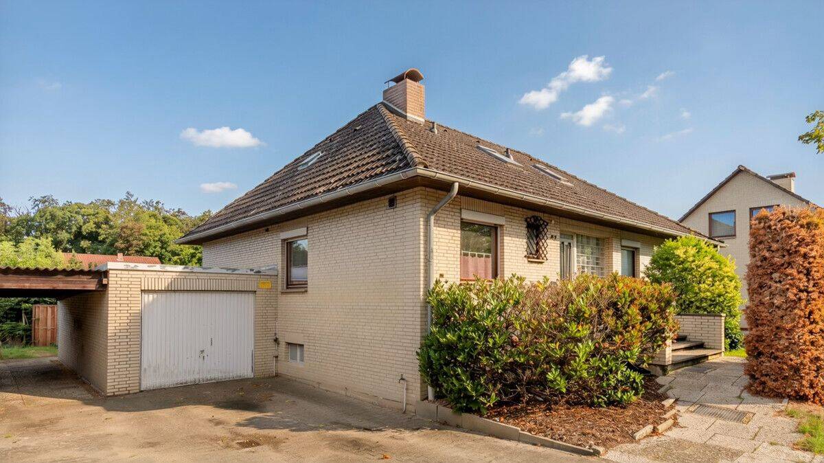Gepflegtes Einfamilienhaus + Baugrundstück in ruhiger Wohnlage, 29451 Dannenberg (Elbe)