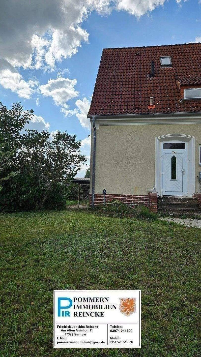 Reihenendhaus am Stadtrand mit Garten, Garagen und Carport!, 17389 Anklam